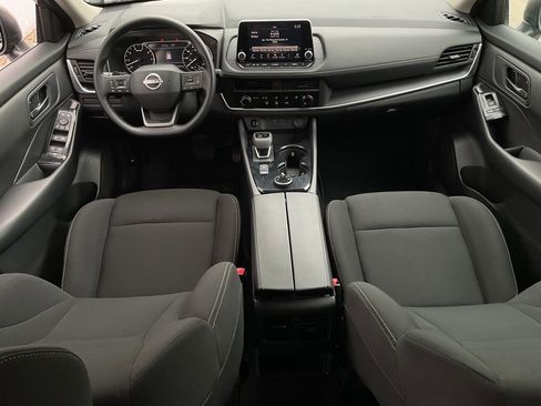 Used 2025 Nissan Rogue S image 20