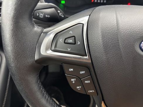 Used 2024 Ford Edge Titanium image 11