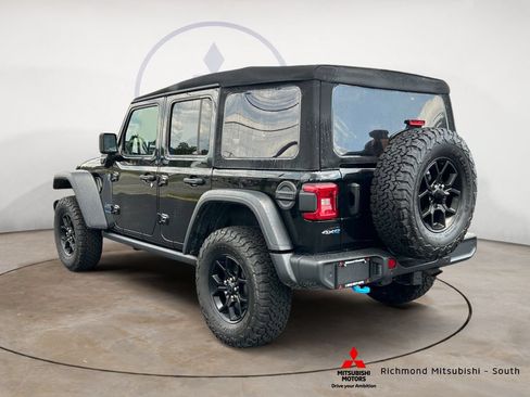 Used 2024 Jeep Wrangler Unlimited AWD/4WD image 5