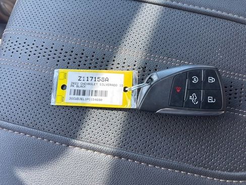 Used 2023 Chevrolet Silverado 1500 High Country w/ High Country Premium Package image 27