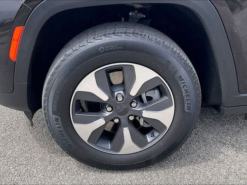 Used 2022 Jeep Grand Cherokee Limited 4xe AWD/4WD image 8