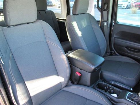 Certified 2024 Jeep Wrangler Sport S image 10