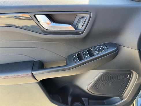 New 2025 Ford Escape ST-Line w/ Equipment Group 301A image 8