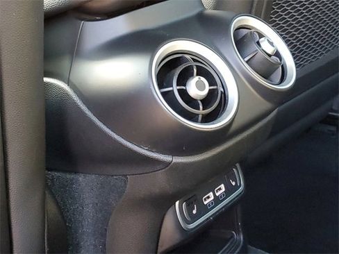 Used 2022 Alfa Romeo Stelvio Sprint image 25