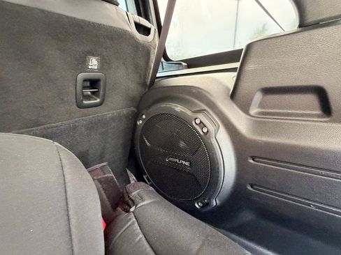 Used 2019 Jeep Wrangler Unlimited Rubicon AWD/4WD image 38