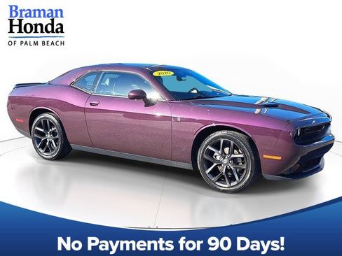 Used 2020 Dodge Challenger SXT w/ Driver Convenience Group image 1
