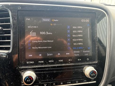 Used 2020 Mitsubishi Outlander SEL AWD/4WD image 20