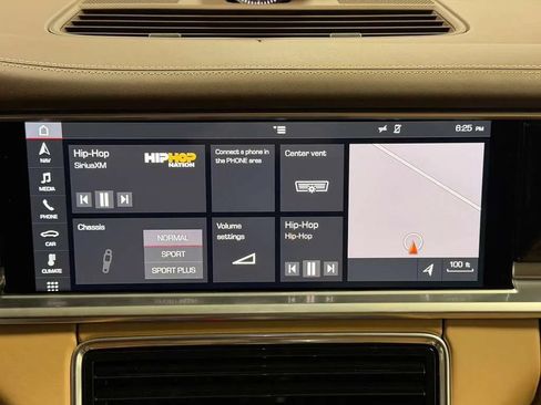 Used 2018 Porsche Panamera 4S Executive AWD/4WD image 39