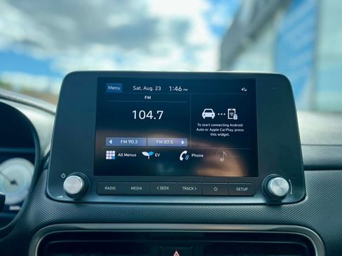 Used 2022 Hyundai Kona SEL w/ Convenience Package image 18