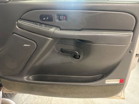 Used 2005 Chevrolet Silverado 3500 LT w/ Heavy-Duty Power Package image 25