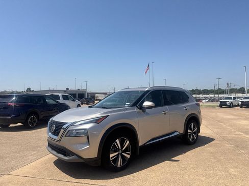 Used 2021 Nissan Rogue SL FWD image 8