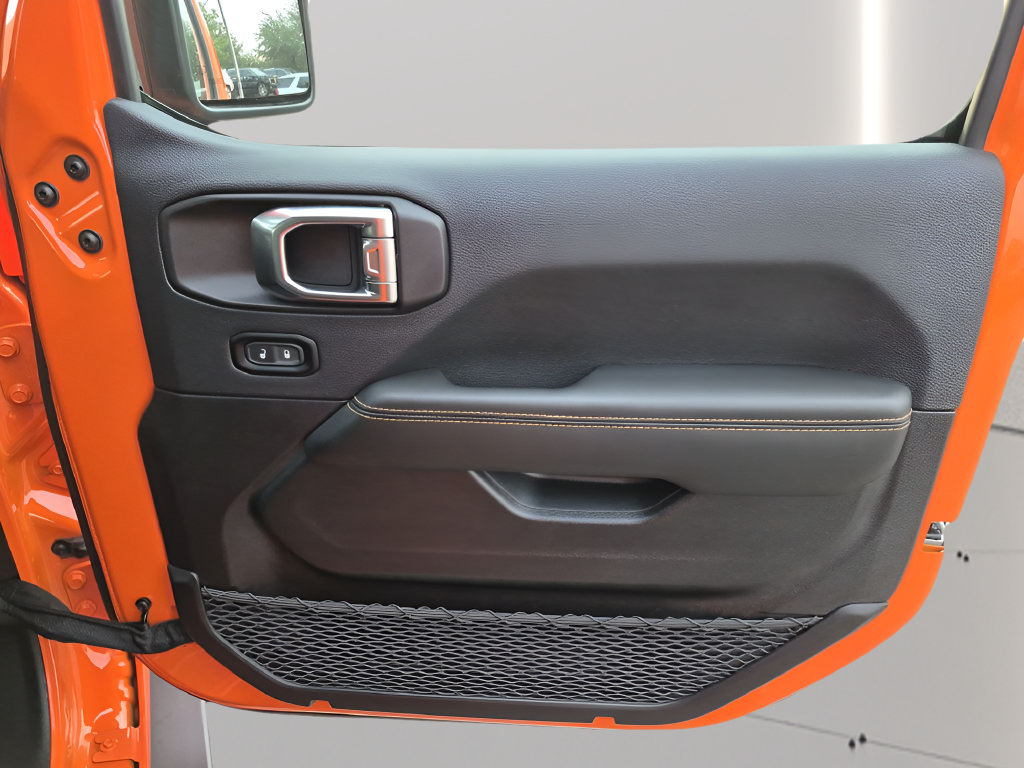 Used 2025 Jeep Wrangler Unlimited Rubicon 392 AWD/4WD image 34