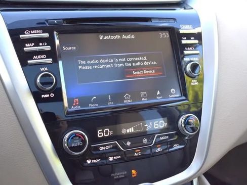 Used 2015 Nissan Murano Platinum w/ Platinum Technology Package AWD/4WD image 22