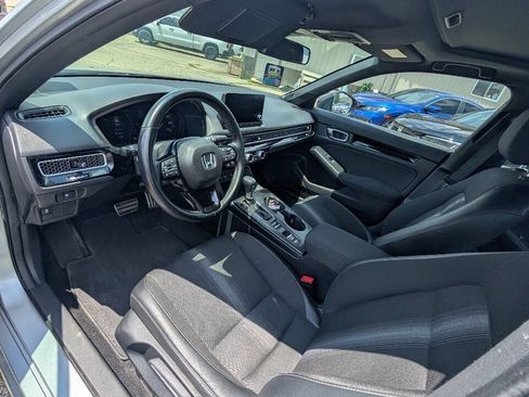 Used 2025 Honda Civic Sport Touring image 9