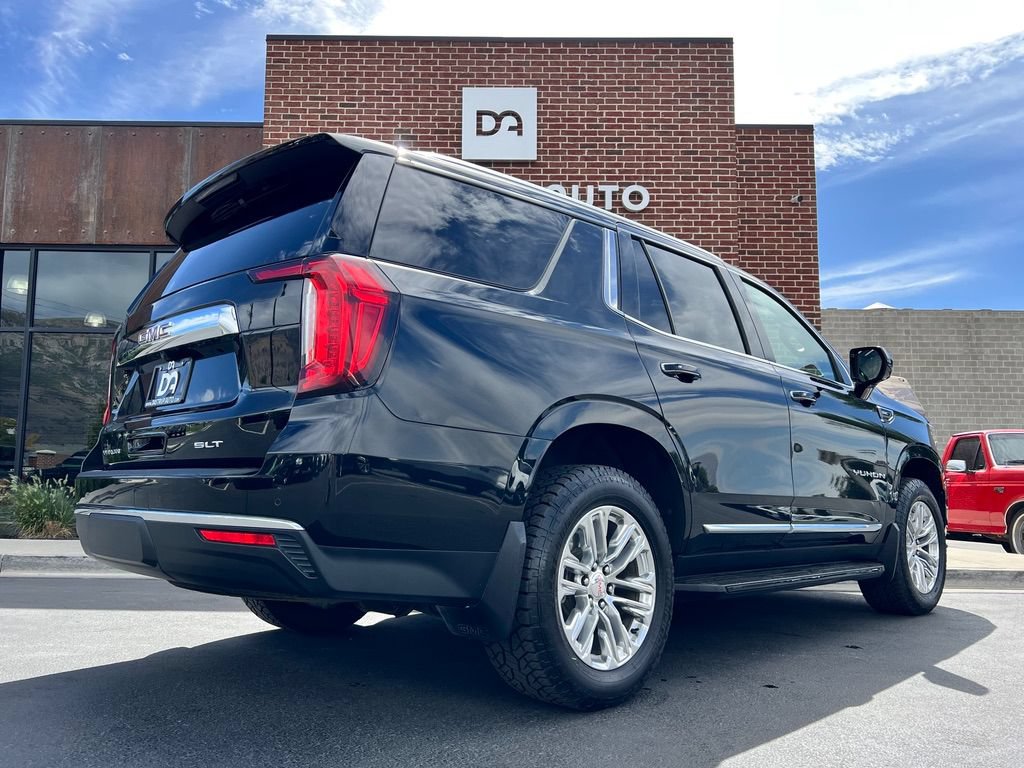 Used 2023 GMC Yukon SLT w/ Max Trailering Package AWD/4WD image 6