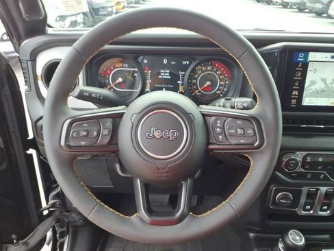 Used 2024 Jeep Wrangler Sport AWD/4WD image 19
