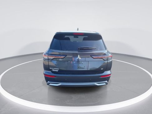 New 2025 Mitsubishi Outlander SE image 7