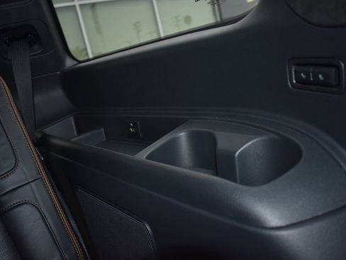 Used 2024 Lincoln Navigator Black Label image 13