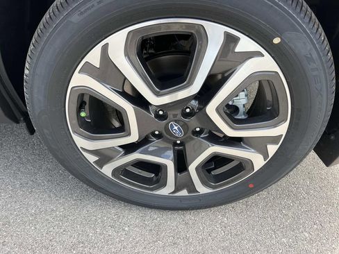 New 2026 Subaru Ascent Limited AWD/4WD image 11