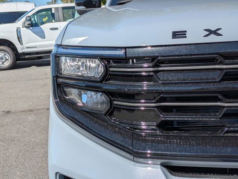 New 2025 Ford Expedition Platinum w/ Stealth Performance Package image 10