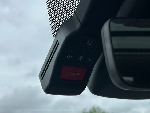 Used 2023 Toyota Highlander Platinum image 36