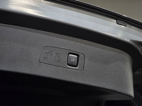 New 2026 Lincoln Corsair Premiere image 10