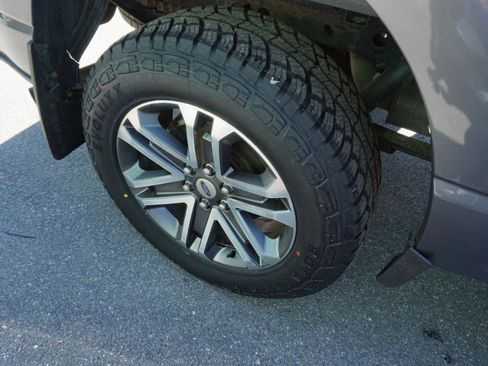 Used 2021 Ford F150 XL w/ STX Appearance Package AWD/4WD image 4