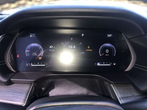 Used 2021 Jeep Grand Cherokee L Limited AWD/4WD image 15