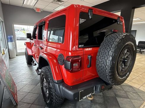 Used 2022 Jeep Wrangler Unlimited Rubicon w/ Trailer Tow Package AWD/4WD image 3