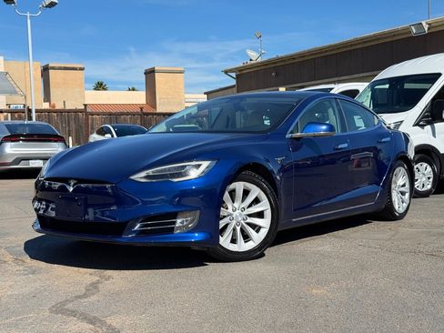 Used 2017 Tesla Model S 75D image 2