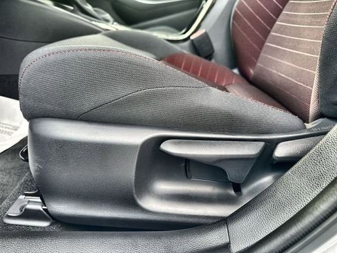 Used 2025 Toyota Corolla SE image 21