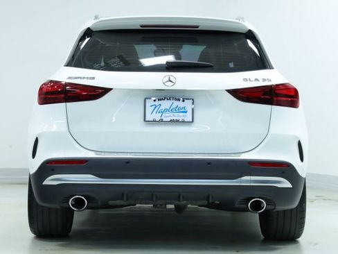 Used 2024 Mercedes-Benz GLA 35 AMG 4MATIC image 7