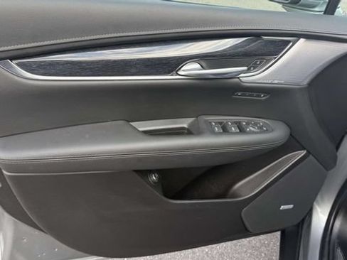 Certified 2024 Cadillac XT5 Premium Luxury FWD image 16