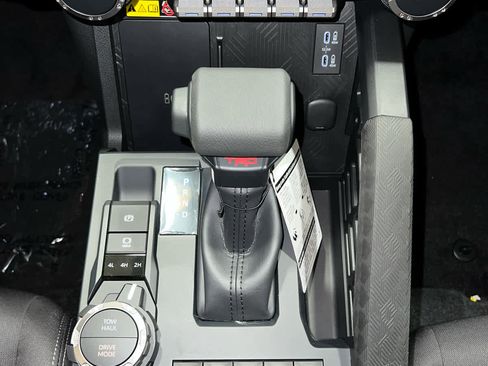 New 2025 Toyota Tacoma TRD Sport w/ TRD Sport Upgrade Package image 27