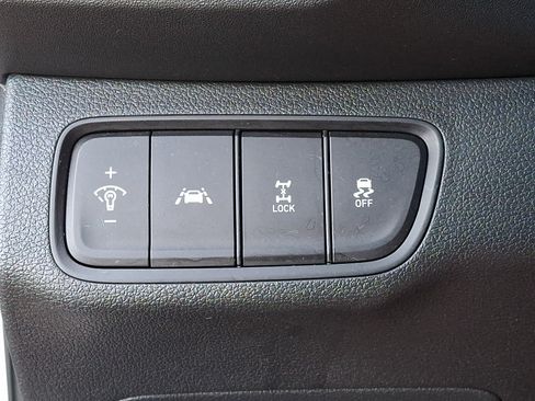 Used 2020 Hyundai Santa Fe SE AWD/4WD image 26