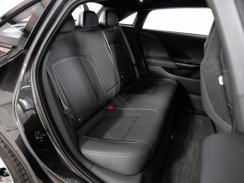 Used 2023 Lucid Air Touring image 40