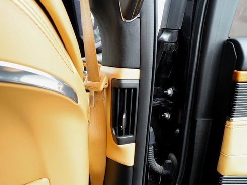 Used 2022 Jeep Grand Wagoneer Series III w/ Rear Seat Video Group 1 image 68