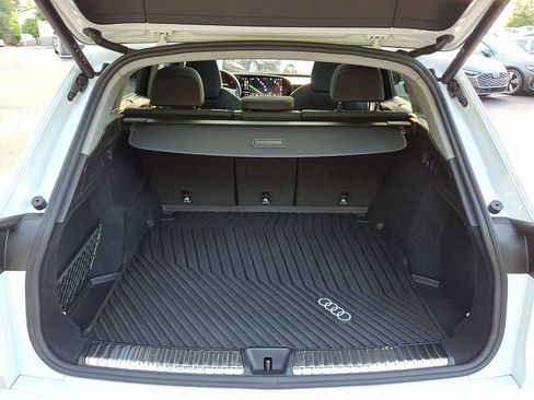 Certified 2025 Audi Q5 Prestige AWD/4WD image 29