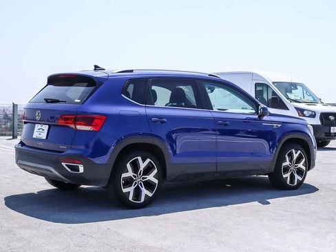 Used 2022 Volkswagen Taos SEL AWD/4WD image 4