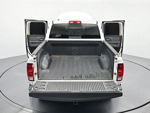 Used 2014 RAM 1500 Classic SLT AWD/4WD image 43