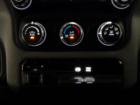 Used 2021 RAM 3500 Tradesman AWD/4WD image 6