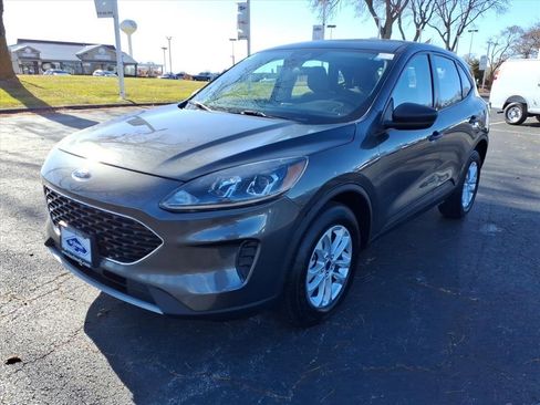 Used 2020 Ford Escape S image 3