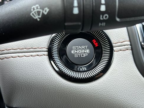 New 2026 Jeep Compass Limited image 22