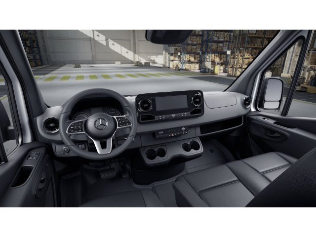 Used 2024 Mercedes-Benz Sprinter 3500 image 5