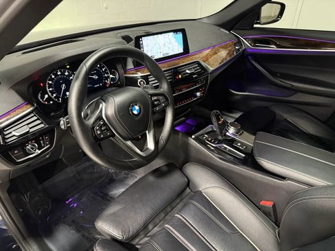 Used 2017 BMW 540i xDrive image 14