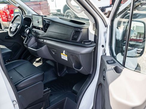 New 2026 Ford Transit 250 148 Medium Roof w/ Load Area Protection Package RWD image 7