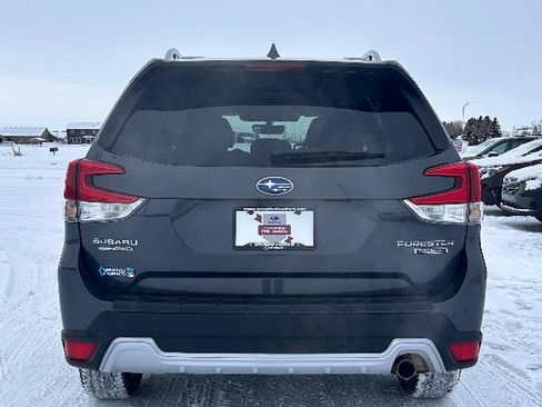 Used 2023 Subaru Forester Touring image 6