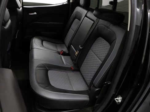 Used 2016 Chevrolet Colorado Z71 w/ Z71 Midnight Edition image 12