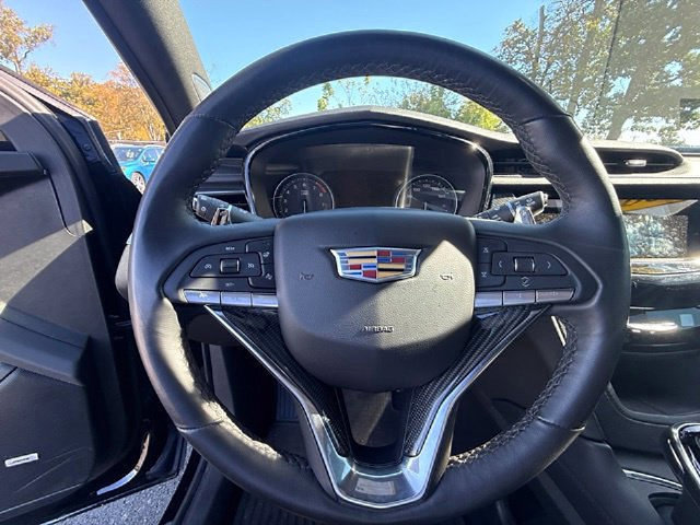 Used 2025 Cadillac XT6 Sport w/ Technology Package AWD/4WD image 12