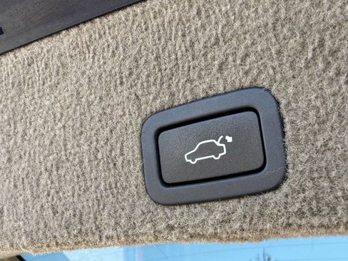 Used 2013 Volvo XC60 T6 image 13